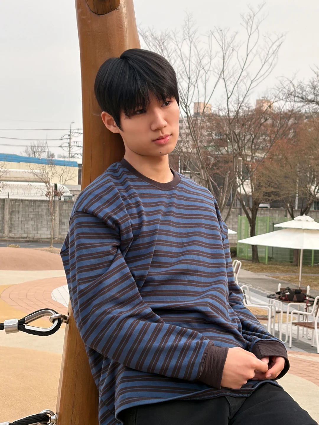 DAYSTAND 네이비 스트라이프 오버핏 롱슬리브 추가 이미지 3