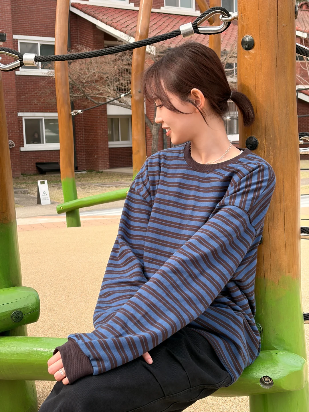 DAYSTAND 네이비 스트라이프 오버핏 롱슬리브 추가 이미지 6