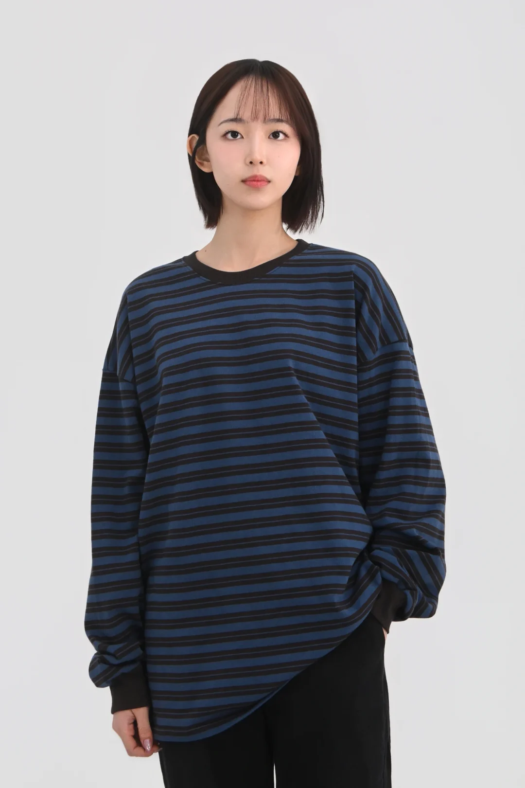 DAYSTAND 네이비 스트라이프 오버핏 롱슬리브 추가 이미지 7