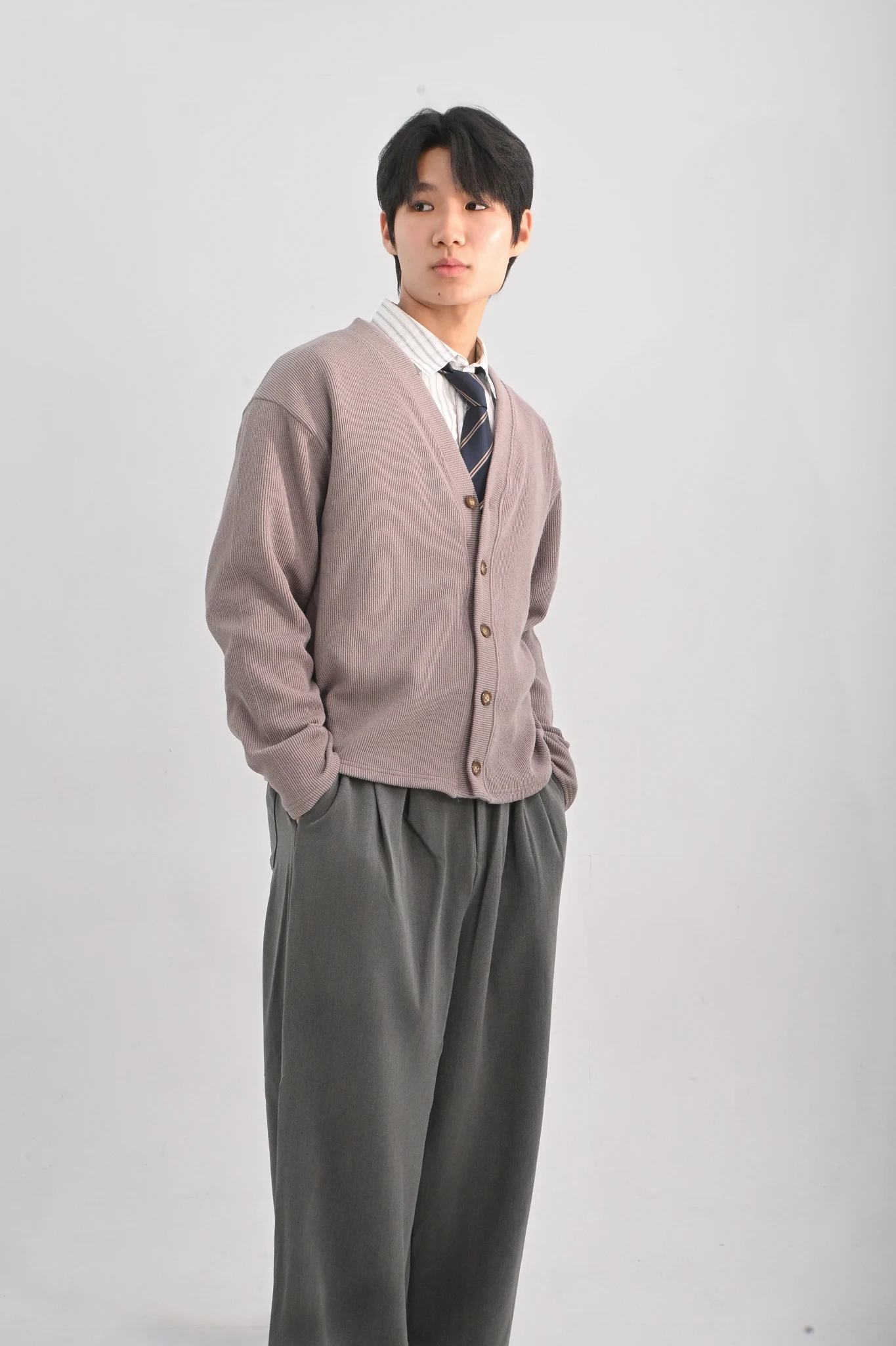 DAYSTAND 소프트 립 텍스처 루즈 가디건 추가 이미지 9