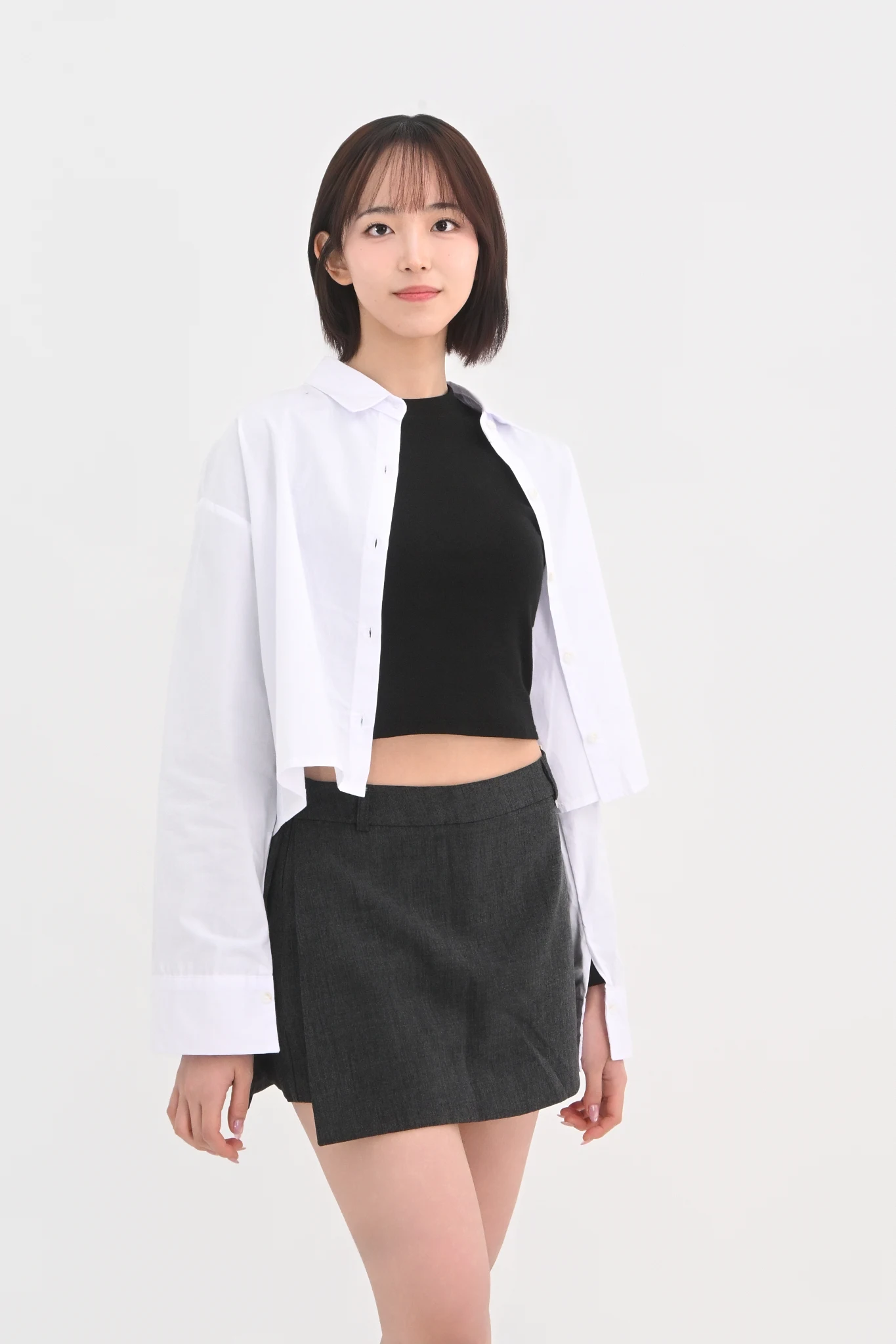 DAYSTAND 화이트 백 슬릿 크롭 셔츠 추가 이미지 7