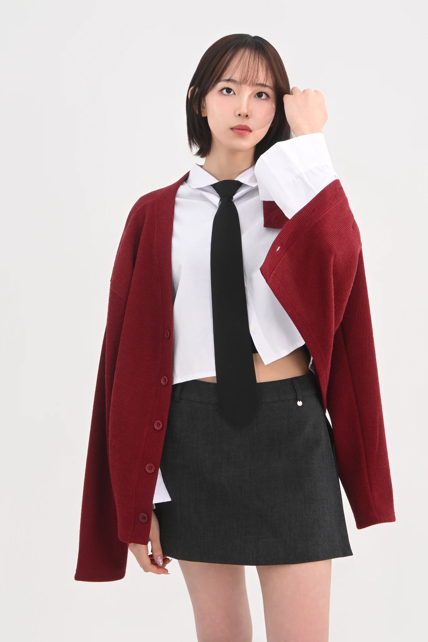 DAYSTAND 화이트 백 슬릿 크롭 셔츠 추가 이미지 11